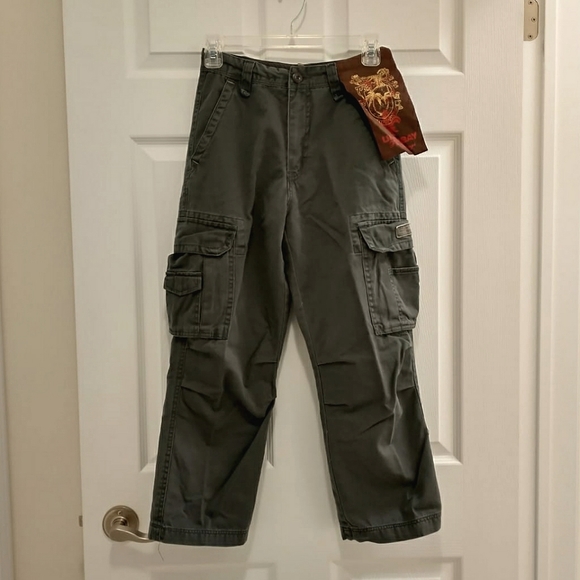 Unionbay (8) cargo pants - NWOT - Picture 1 of 8
